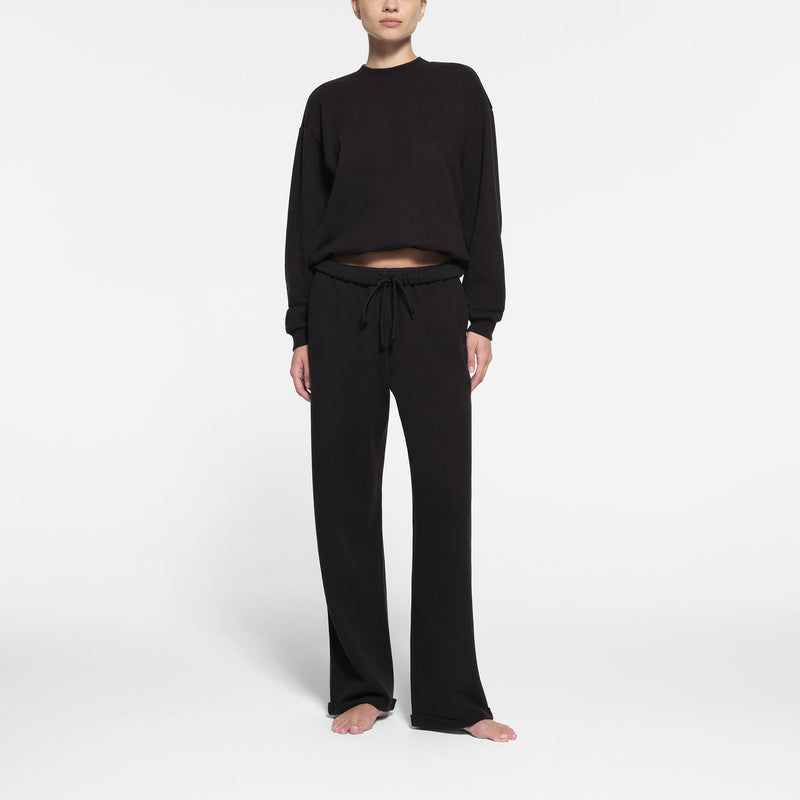 CLASSIC STRAIGHT LEG PANT